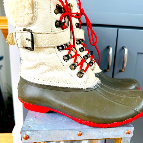 Sperry Top- Sider Special Edition Boots, Size 8 - Picture 4 of 7